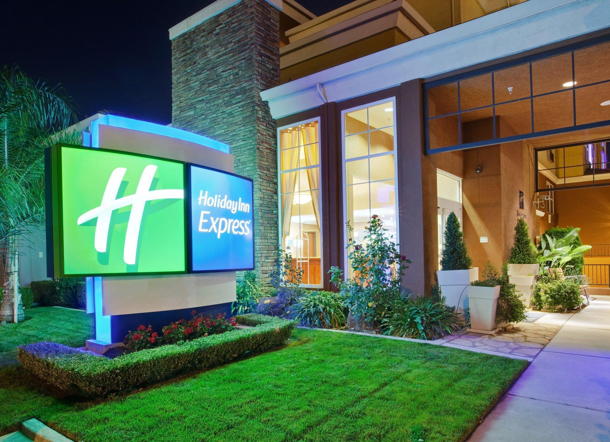 Holiday Inn Express- West Sacramento By Ihg Exterior foto