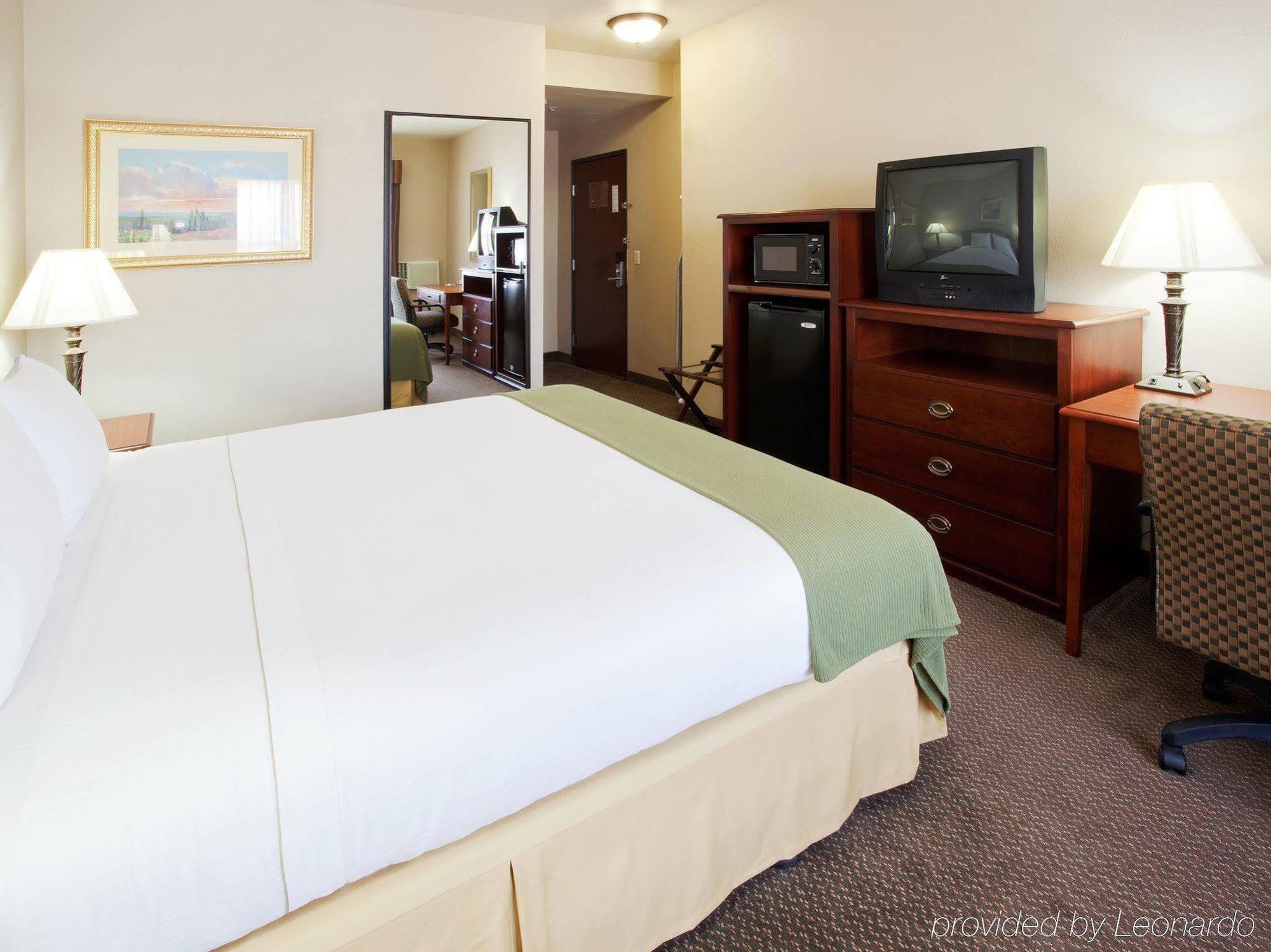 Holiday Inn Express- West Sacramento By Ihg Quarto foto