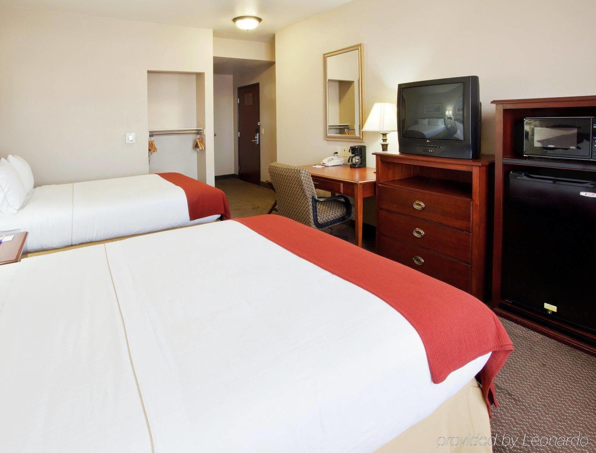 Holiday Inn Express- West Sacramento By Ihg Quarto foto
